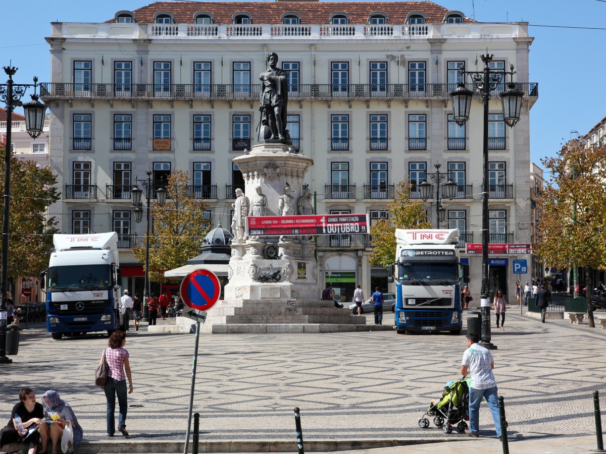 Praça Luís de&nbsp;Camões