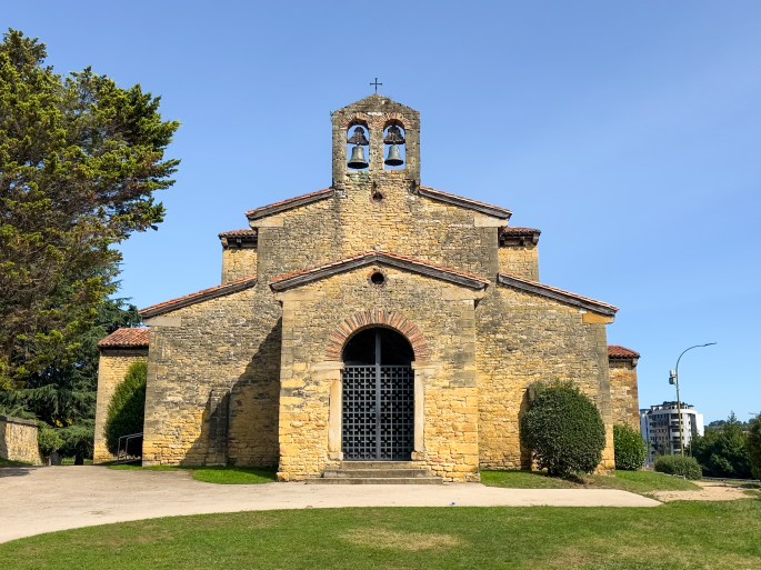 Iglesia de San Julián de los Prados – Santullano, Oviedo